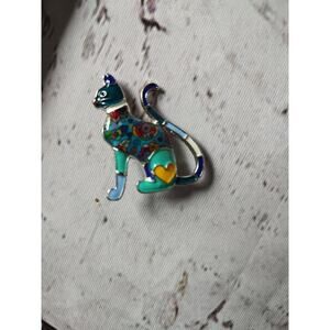 Enamel Alloy Floral Sitting Cat Brooch Pins Gifts for Women Collar Suit Jewelry